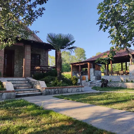 Forest Home Golubovci Exterior photo